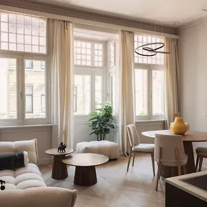  Bed & Breakfast Zurenborg Belgium